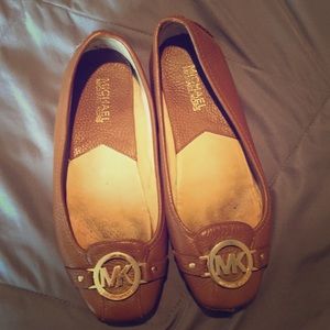 Michael Kors flats 7 gently worn